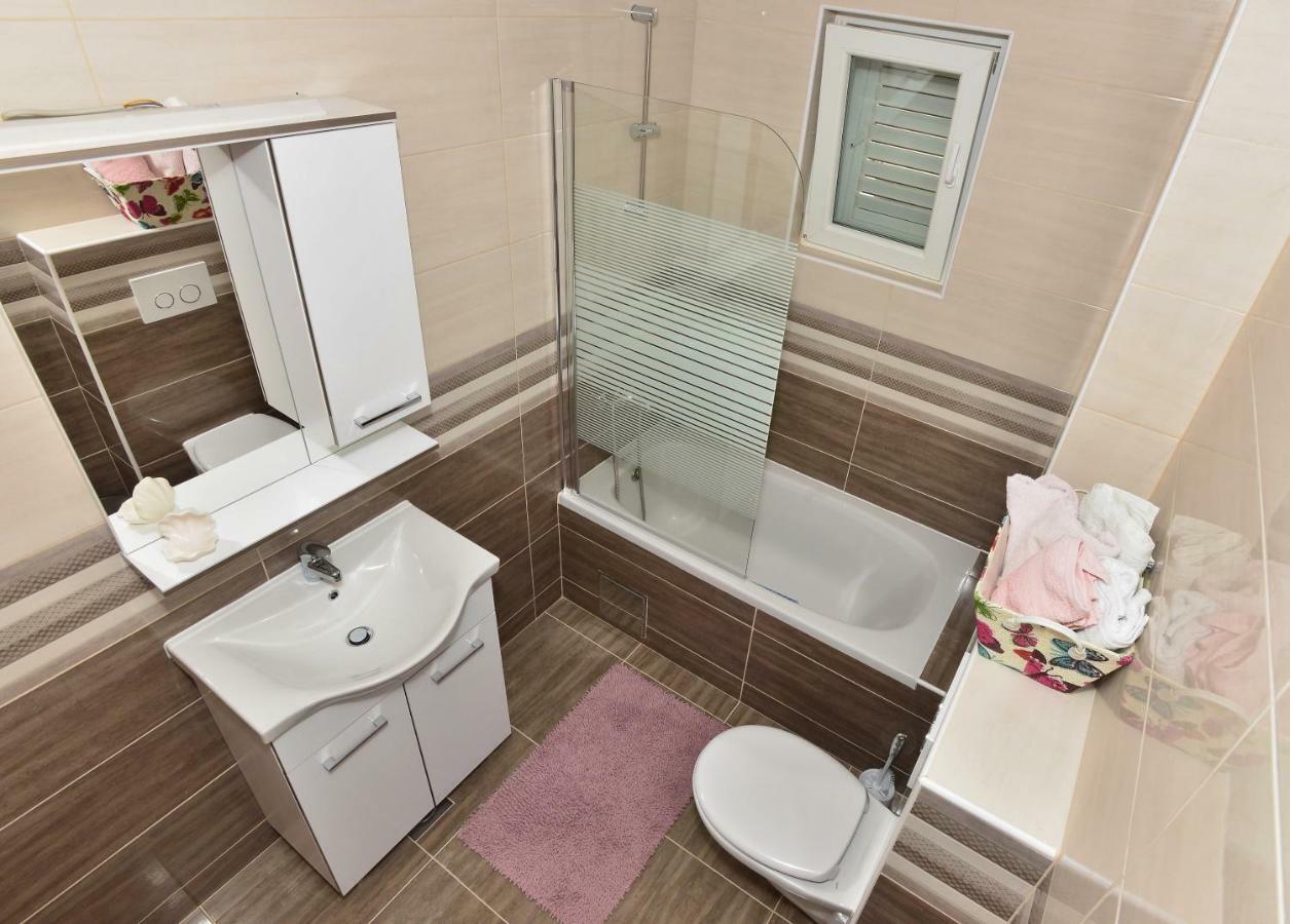 Apartman Dominik Makarska Exterior foto